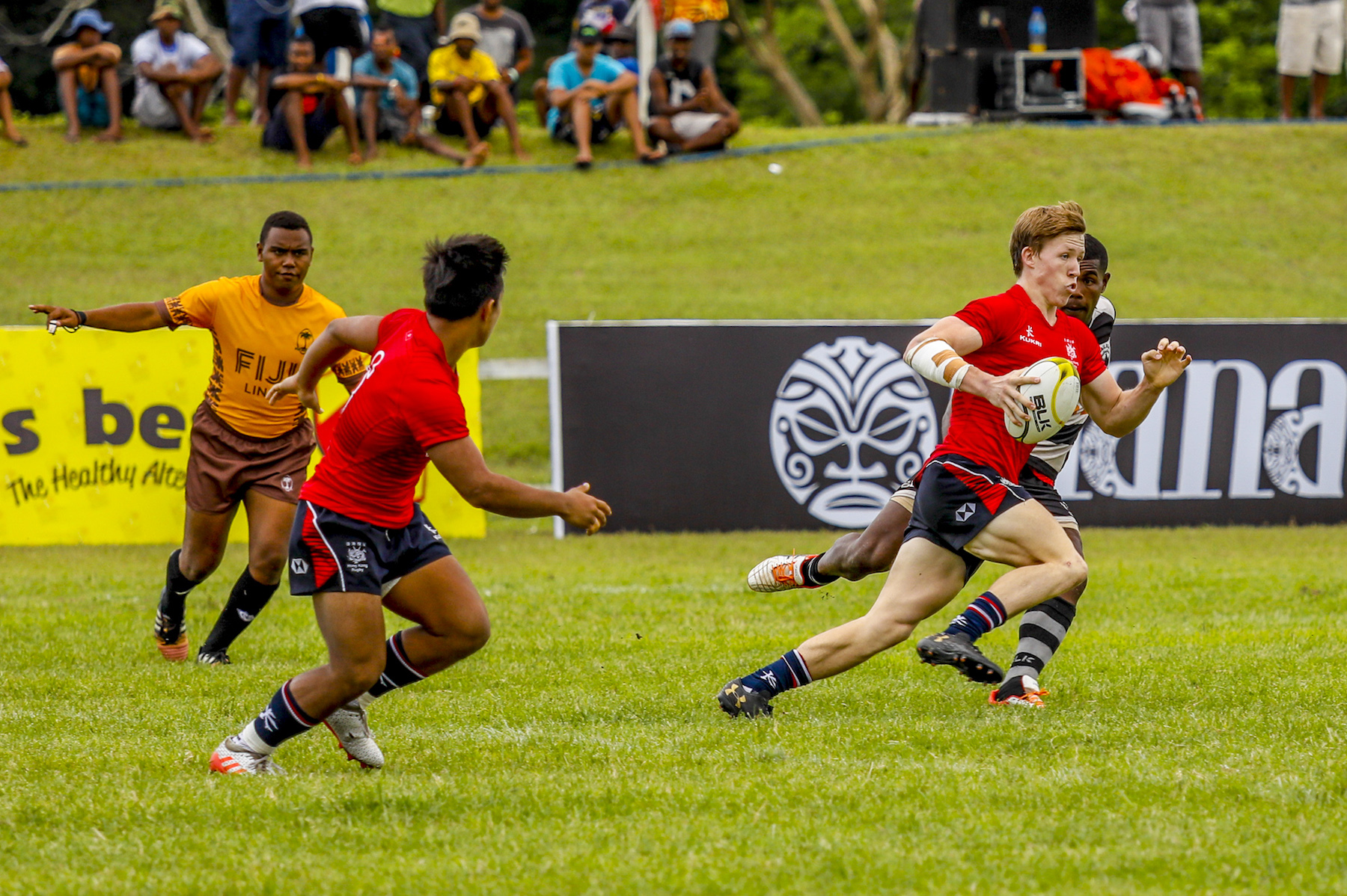 Wing Marcus Ramage notched 5 tries on day one of the Coral Coast Sevens